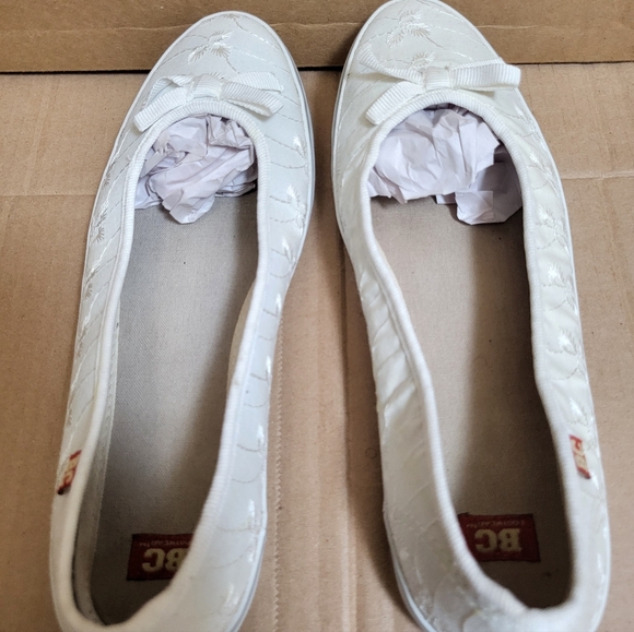 BC Footwear White Canvas Slip-Ons Women Size 7.5 - Picture 5 of 9